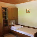 Leitner Guest house Hofen